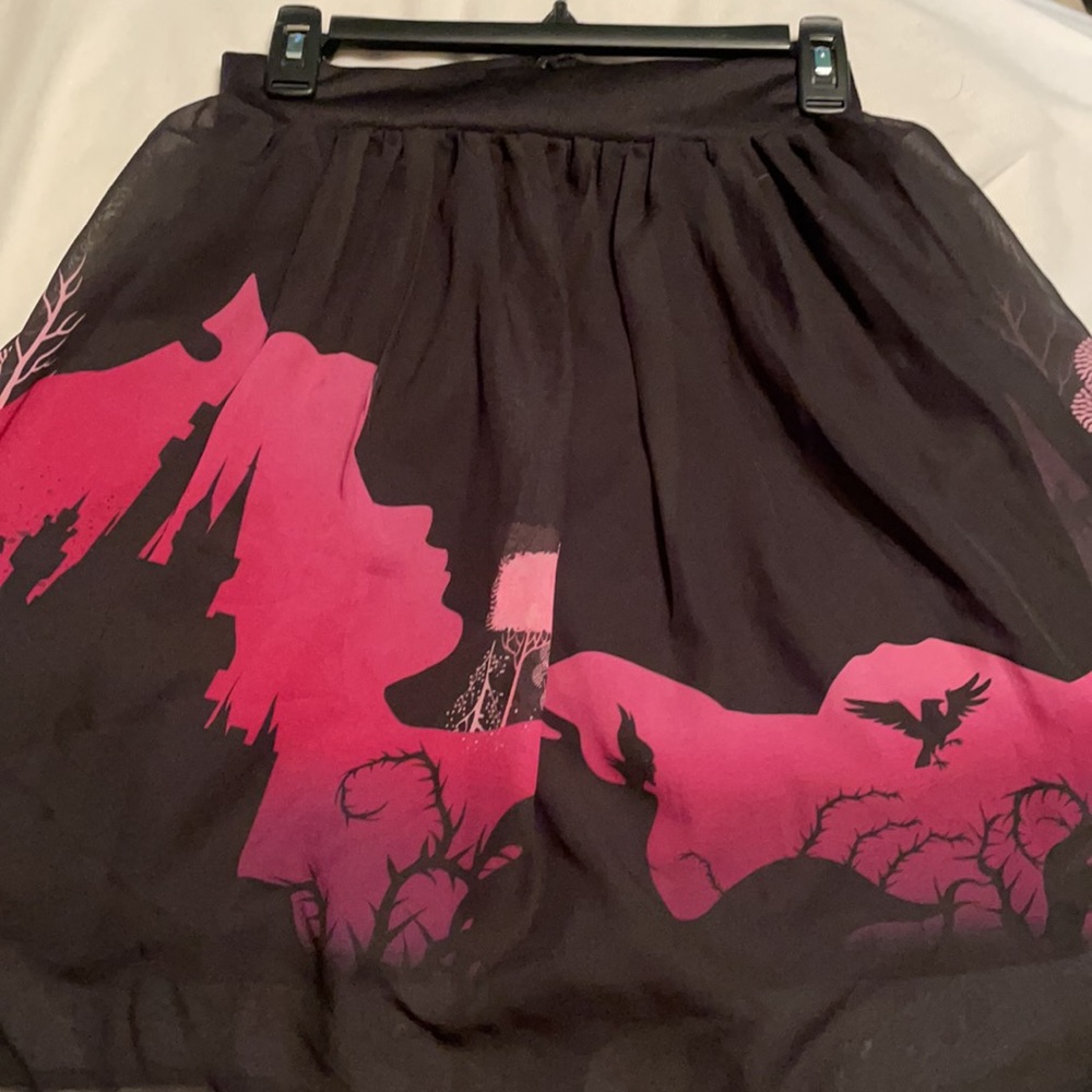 Sleeping beauty skirt (NWOT)